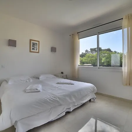 La Foret D'Armotte Saint-Augustin  Room photo